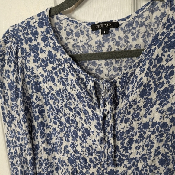 Papermoon Addley Clip Dot Woven Blue&White Floral 3/4 Sleeve Rayon Blouse Size S - Picture 5 of 8